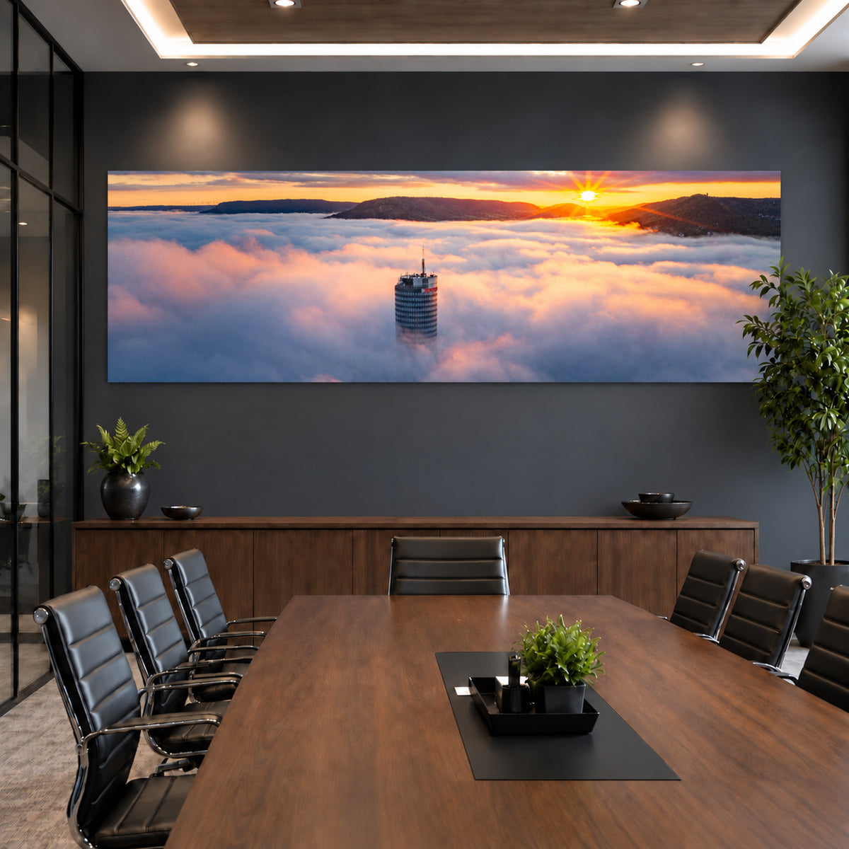 Jentower im Nebel zum Sonnenaufgang
