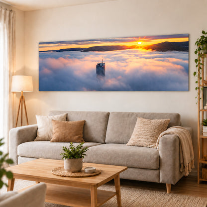 Jentower im Nebel zum Sonnenaufgang
